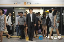 최창식 서울 중구청장, 지하철 타고 출근