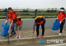 철원여성의소대, 복계천 일대서 환경정화 활동