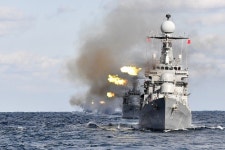 해군, 전 해역서 동시 대규모 훈련 실시