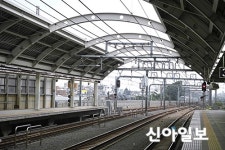 부산지하철 1호선 40분간 멈춰… 추진장치 이상