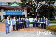 안동시청 본관 웅부관으로 불러주세요