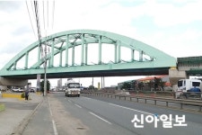 올산~포항 복선전철 국도 7호선 횡단 아치교 설치