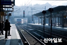 신원미상 남성 팔당역서 투신… 열차 운행 40분 중단