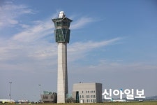 인천공항 최고층 '인천관제탑', 新설비·시스템 탑재