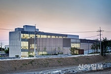 울산 매곡도서관 설계 이승환·전보림, 신진건축사 대상