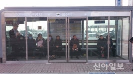 예산, 버스승강장 17곳 발열의자 추가 설치