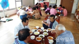 장성군, 바쁜 농사철 농번기 마을공동급식 본격화