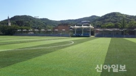 창원시, 노후 된 운동장 인조 잔디 교체