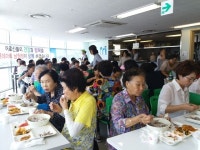 롯데마트 남원점, 삼계탕 나눔 행사 실시