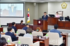 송파구의회, 의원들 구정 질문 실시
