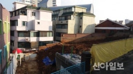 은평구, 무너진 옹벽 재건축으로 위험 막는다