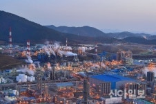 여수국가산단 악취관리지역 지정…배출기준 강화