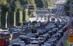 추석 연휴 귀경길 고속도로 본격 정체… 이튿날 오전 3~4쯤 정체 해소