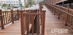 마포구, 성서중학교 우회로 연결데크 설치…주민 불편 해소
