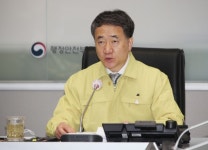 대중교통 마스크 착용 강화 검토… 안쓰면 승차 제한