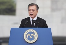 현충일 추념식 대전현충원서 거행… 문대통령 참석