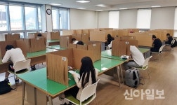 장흥군, 정남진도서관 단계적 부분개관 운영