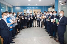 영등포구의회, 신길7동 마을도서관 개관식 참석