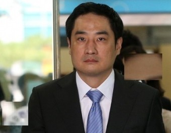 문재인 대통령 명예훼손 혐의, 변호사 강용석 체포