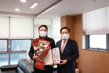 대산의료재단 익산병원 김법현 이사장, 고용노동부장관상 수상