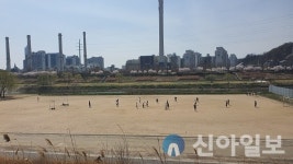 영등포구, 안양천 갈대3구장 인조잔디 조성 본격화