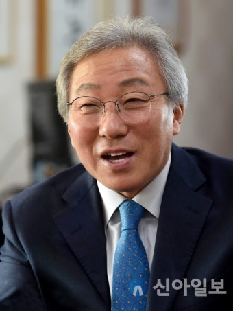 강원도교육감, 공약이행 평가 '최우수' 등급 획득