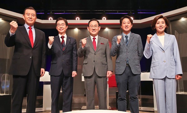 이준석, TV 토론 여성 폭언 사과... 징계 저항 속 논란 확산