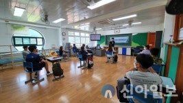 홍천군청소년상담복지센터, 삼포초교서 찾아가는 청소년 노동인권 교육 진행