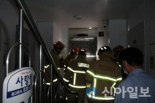익산소방서, 영등동 아파트 정전 EV 갇힘 사고 구조 완료