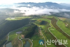 경주시 천북면 블루원 루나엑스 C.C, 오픈 앞두고 걷기 투어 공모
