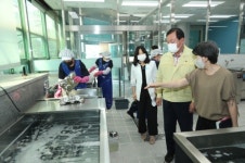 최인주 진해구청장, 지역자활센터 신규사업단 착한식판 방문