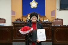 강북구의회 유인애 의원, ‘2021 지방의원 매니페스토 약속대상’ 생활밀착형 좋은 조례 부문 수상