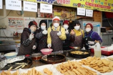허성무 창원시장, 설 맞이 진해중앙시장 방문 소통행보 마무리