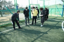 김성호 진해구청장, 해빙기 대비 이동레포츠공원 시설물 점검 