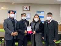 이영아 하남시의원, 하남고등학교 발전 기여 감사패 받아