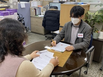 홍성군, 민원공무원 안전지킴이 ‘웨어러블 캠’ 보급