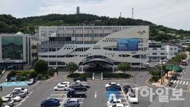 완도군, 마을 세무사·선정 대리인 제도 운영