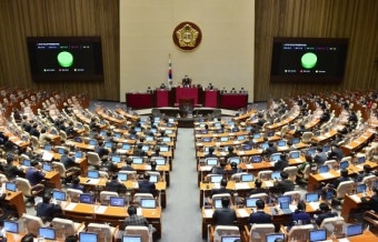 국회, 본회의서 동물보호법 처리… '고 이예람 중사 특검법' 미뤄져
