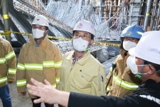 허태정 대전시장, 선화동 주상복합 신축공사 붕괴사고 현장 찾아
