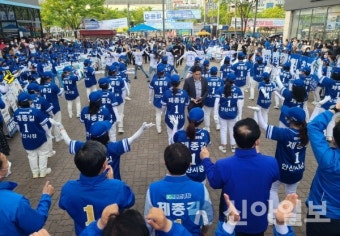 제종길 민주 안산시장 후보, 출정식 갖고 본격 유세전 시동