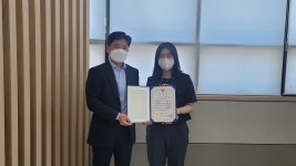 반월농협 대야지점 이슬이 계장, 보이스피싱 피해예방 공로감사패 받아