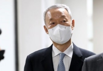 [속보] 검찰, '산업부 블랙리스트' 백운규 前 장관 구속영장