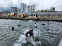 창원해경, 마산 합포 수변공원 앞 해상 익수자 2명 구조