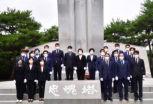 제9대 진주시의회, 충혼탑 참배로 의정활동 본격 시작