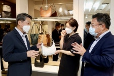 (주)한림다자인 | 김학도 이사장, K-패션 선도기업 '내자인' 현장 방문