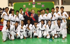 부영그룹 우정교육문화재단 장학생 다니엘라 콜롬비아·한국 대표 태권도인 되고파