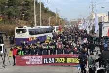평행선 달리는 정부-화물연대, 서로 네 잘못