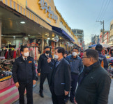 김성수 진주소방서장, 설 명절 대비 전통시장 현장 지도 방문