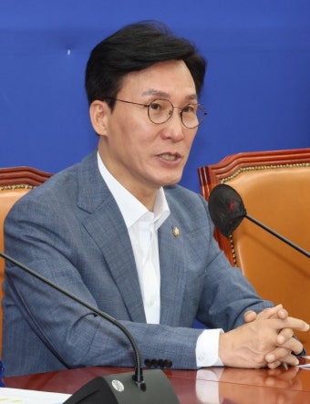 김민석 