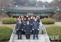 홍성교육지원청, 홍주의사총‧충령사 참배로 갑진년 새해 업무 시작